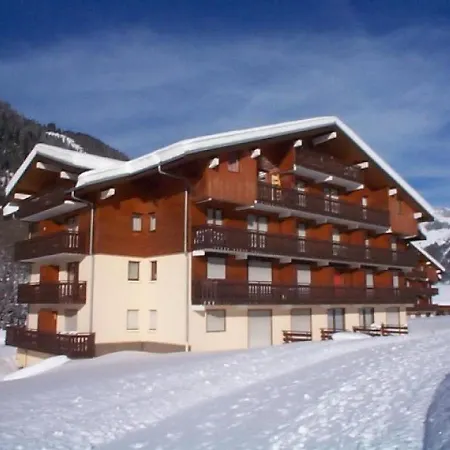 - 6 Pers, 34 M2, 2/1 Châtel
